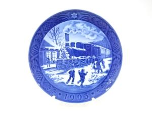 ROYAL COPENHAGEN　ロイヤルコペンハーゲン　「クリスマスのお客様」　イヤープレート(1993)　洋食器